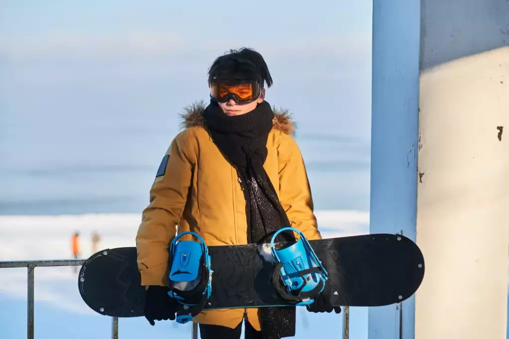 jak ubrać się na snowboard